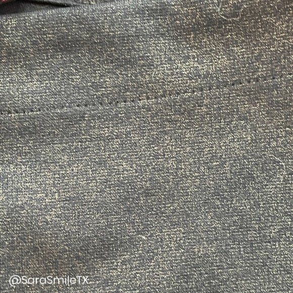 ALICE + OLIVIA Black & Metallic Gold Shimmer Front Zip Leggings - Picture 4 of 14